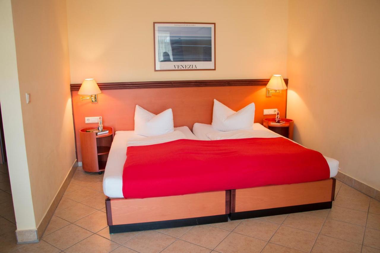 Hotel Esplanade & Aparthotel Rialto Binz Ngoại thất bức ảnh