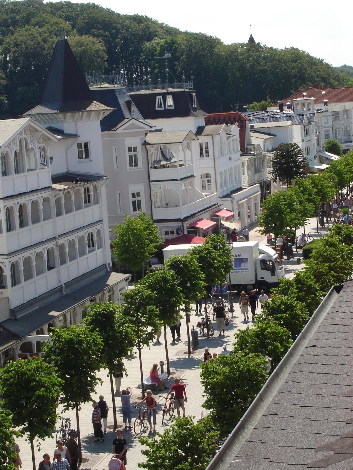 Hotel Esplanade & Aparthotel Rialto Binz Ngoại thất bức ảnh