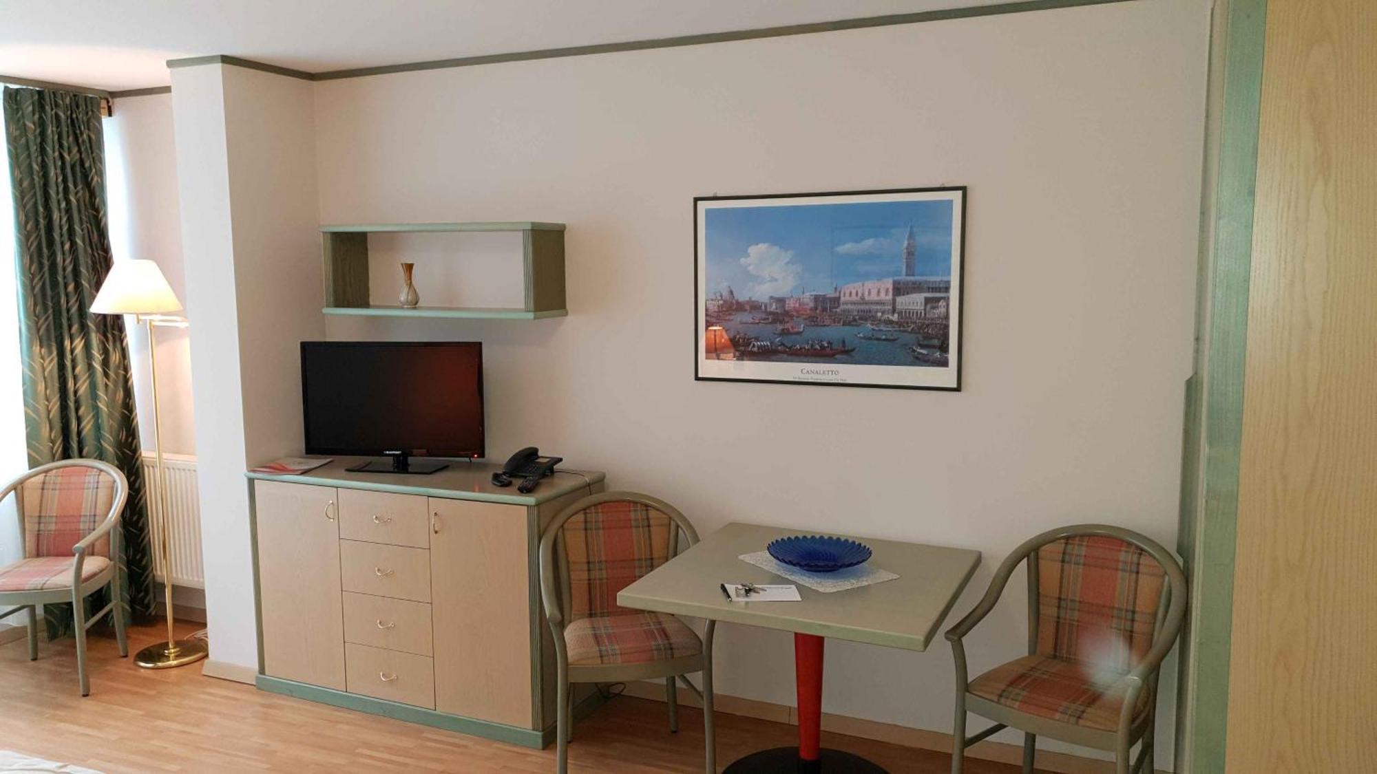 Hotel Esplanade & Aparthotel Rialto Binz Ngoại thất bức ảnh