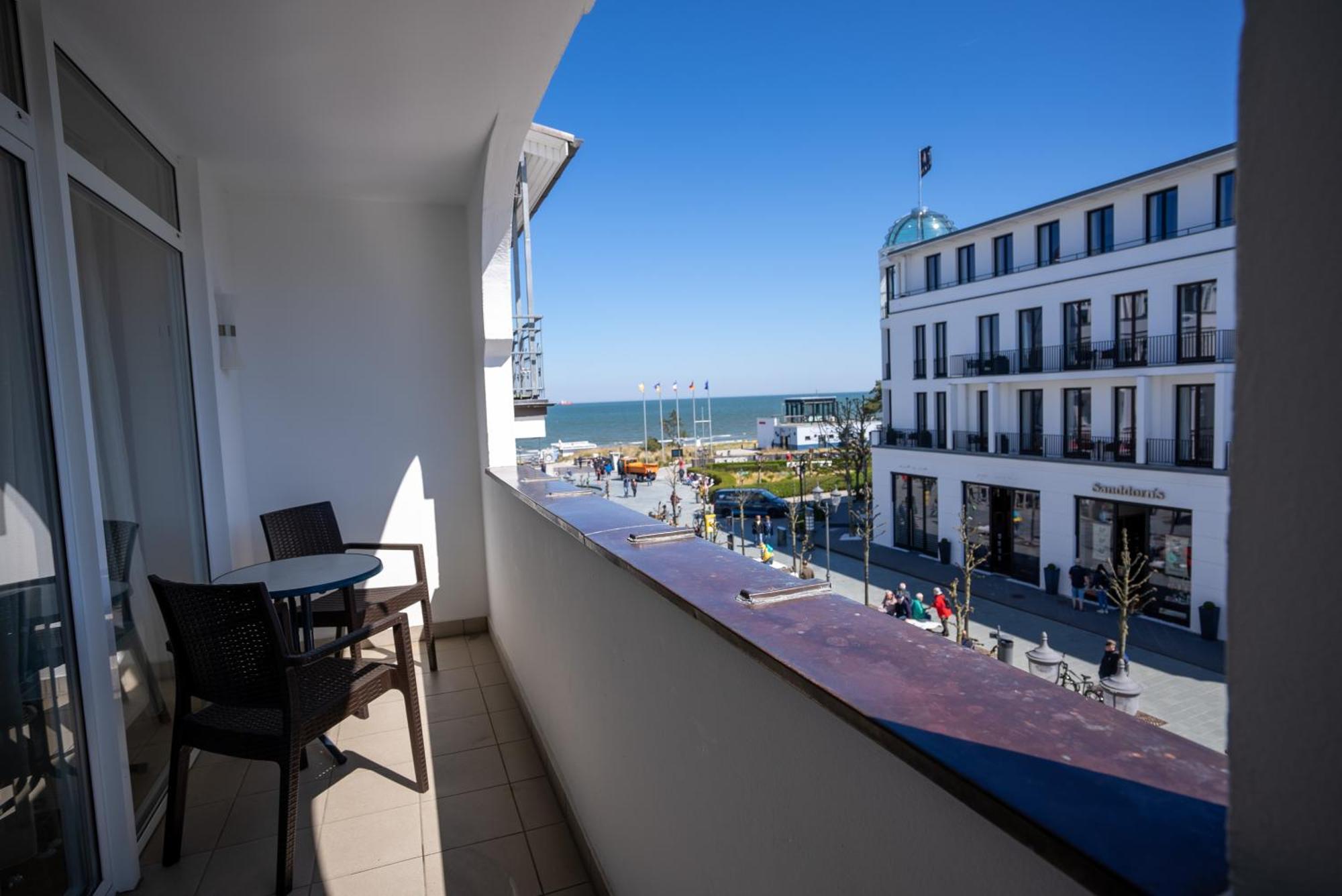 Hotel Esplanade & Aparthotel Rialto Binz Ngoại thất bức ảnh