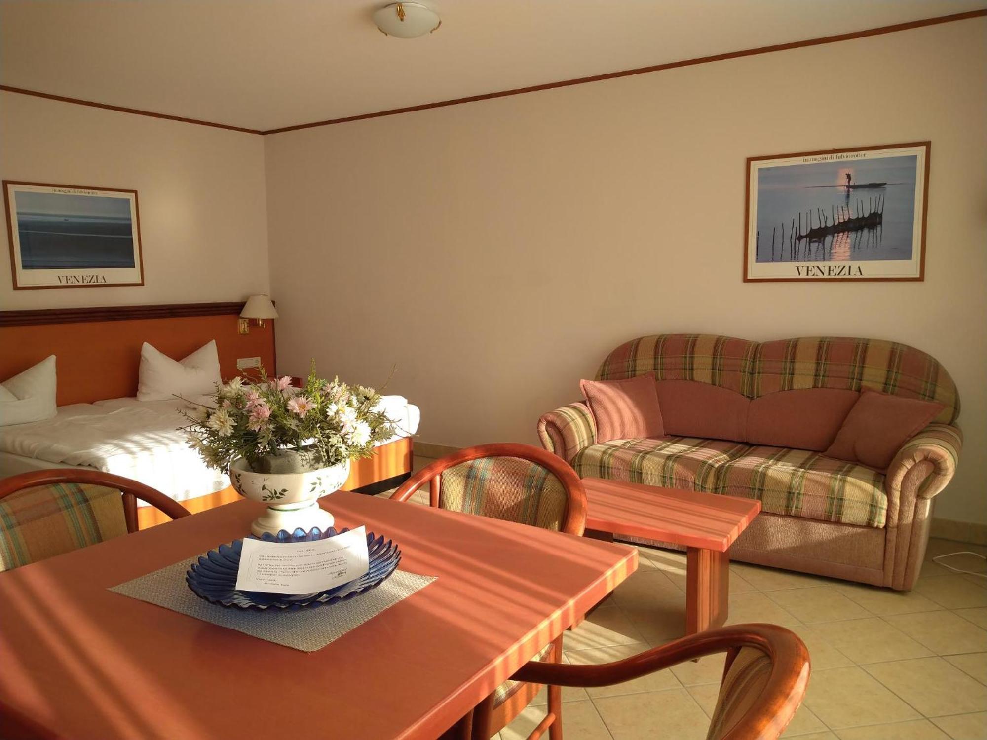 Hotel Esplanade & Aparthotel Rialto Binz Ngoại thất bức ảnh